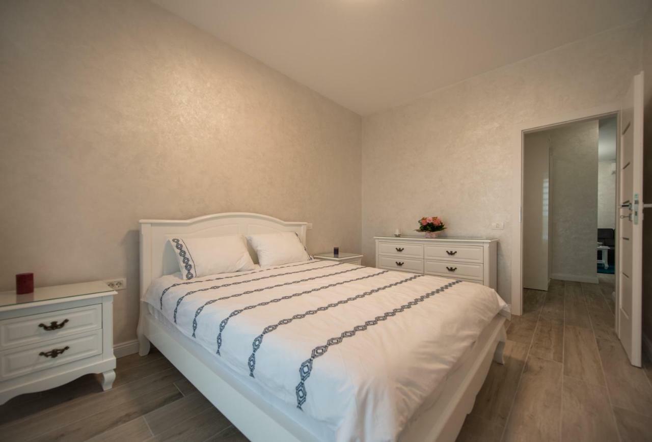 Luxury Apartment By The Sea Mamaia Kültér fotó